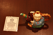 英国製 MINTON MAJOLICA（ミントン・マジョリカ） チャイナマンのティーポット 復刻品
