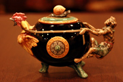 英国製 MINTON MAJOLICA（ミントン・マジョリカ） サルとニワトリのティーポット 復刻品