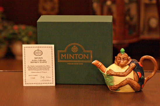 英国製 MINTON MAJOLICA（ミントン・マジョリカ） サルのティーポット 復刻品